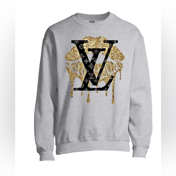Gildan Other - Gray and Gold Designer Sweatshirt
